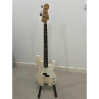 ราคา FENDER PLAYER PRECISION BASS มือสอง (28074432479)