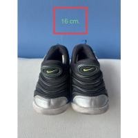ราคา รองเท้าเด็กมือสอง nike 16 cm.(หนอน) (16619319488)