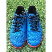 ราคา ราคาแบบนี้ได้ของแท้...ขายรองเท้าของแท้มือสอง ฟุตซอล ร้อยปุ่มแท้เบอร์35.5 (4962798432)