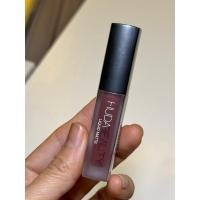 ราคา Huda Beauty liquid lipstick matte ซีล ใหม่ แท้ (25370272451)