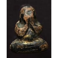 ราคา พระปิดตาวัดสพานสูง ลงรักทอง พระล่ำหนา เก่ามาก เนื้อแกร่ง น้ำหนักเบา ๑๑๑ (47551522481)