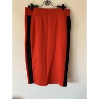 ราคา กระโปรง Zara size M แท้ 100%สีแดงแถบดำ (7443768584)