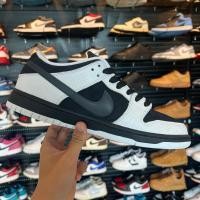 ราคา รองเท้ามือ2 ของแท้100% Nike SB Dunk Low TIGHTBOOTH (41121278751)