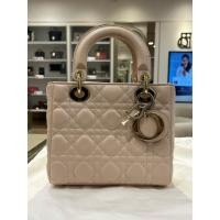 ราคา Dior lady miniสำหรับผู้หญิงสไตล์ลูกคุณหนู (50300520140)