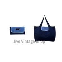 ราคา Agatha Paris foldable bag กระเป๋า eco bag พับเก็บได้ มีฝาปิดแต่งโลโก้แบรนด์ น้ำหนักเบาจุของเยอะ มือสองสภาพดีตุ้ญี่ปุ่น (25544583178)