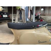 ราคา เบาะ Vespa LX125 / LX150 / S125 / S150 ปักโลโก้ Vespa / Maru’s / Stage6 / 1O1 factory โครงเบาะแท้ / หนังเบาะ (40155142997)