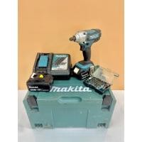ราคา MAKITA DTW190 บล็อกไร้สาย 1/2" รุ่น DTW190 190nm 18v พร้อมเเท่นชาร์จ + เเบตเตอรี่ 2 ก้อน (27457476436)