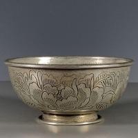 ราคา โบราณเก่าเงินทิเบตเงินนูนดอกไม้แบบชามเครื่องประดับวัตถุเก่าสินค้าเก่าบรอนซ์เก่าของสะสมโบราณ1.8.2 (49604347905)