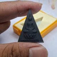 ราคา พระสมเด้จจิตรดา เนื้อมหามวลสารมงคล พระกำลังแผ่นดิน พร้อมตลับเดิมจากวัด (48257835833)