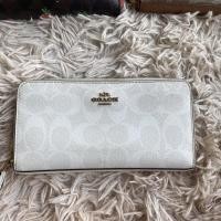 ราคา กระเป๋าสตางค์ลายCขาวรุ่นใหม่Coachมือ2 (16591437728)