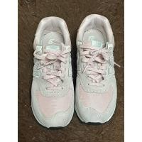 ราคา ส่งต่อ New Balance 574 สีชมพู Size 9Us Women (26627156995)