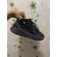 ราคา Yeezy 700 สีดํา***** (43271727563)