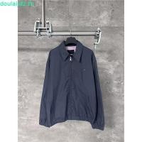 ราคา เสื้อแจ็คเก็ตซิปรุ่นคลาสสิกจาก Prada ออกแบบโลโก้ปัก มีให้เลือก 25 แบบ สำหรับทั้งชายและหญิง (47307240760)