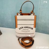 ราคา Lyn กระเป๋า มีโค้ดลด30% moana tote bucket new collection ของแท้จากชอป (18493381998)