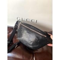 ราคา GUCCI GG Embossed Leather Belt Bag (26524731885)
