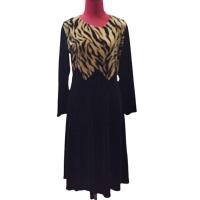 ราคา เดรสยาวลายเสือผ้ากำมะหยี่สีดำ (12817664592)