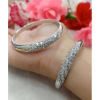 ราคา #กำไลทองคำขาว#กำไลสวยๆ#กำไลทองคำขาวราคาชิ้นละ (6364678485)