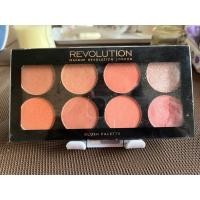 ราคา Revolution makeup from London (45454670202)