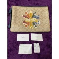 ราคา คล้องมือใบใหญ่ COACH RADIAL RAINBOW ; คล้องมือ XXL ใส่ Ipad ได้ (25371851079)