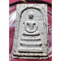 ราคา พระสมเด็จหลัง ภปร. รุ่นครบ 150 ปี วัดชิโนรส ปี 29 ในหลวงรัชกาลที่ 9 ได้พระราชทานผงมวลมีผงสมเด็จจิตรลดาผสมรวมอยู่ในองค์ (44459647241)