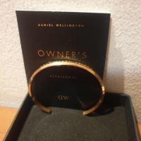 ราคา กำไลข้อมือ Daniel Wellington size xs ของแท้ สภาพ90% (3438598843)