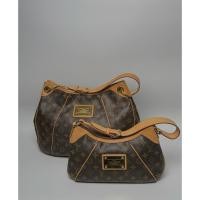 ราคา กระเป๋าสะพาย Lv thames pm น่ารักมาก มือสองของแท้ (44856648228)