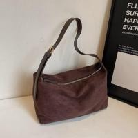 ราคา กระเป๋าสะพายข้างหนังกลับ สีน้ำตาลเข้ม (41478774931)