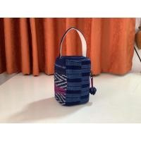 ราคา กระเป๋าถือ ผ้าครามสกนคร (23763567083)