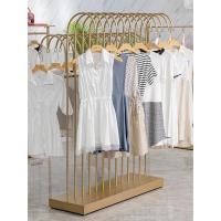 ราคา Children s clothing store Nakajima clothes hanger creative display rack clothing store middle shelf women s clothing han (51352908424)