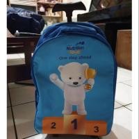 ราคา กระเป๋าเป้ 2in1 + รถเข็น Nutrilon (3786357657)