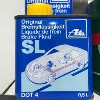 ราคา น้ำมันเบรค Dot 4 Ate Brake Fluid ขนาด 0.5 ลิตร (7426452113)