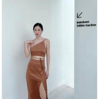 ราคา ส่งต่อ! Chanun.Clothing เดรสเว้าเอว สีน้ำตาลอมส้ม (23855829234)