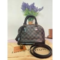 ราคา louis vuitton หลุยส์ วิตตอง alma bb (24165506946)