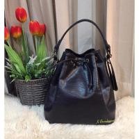 ราคา Louis Vuitton Epi Leather Petite Noe Shoulder Bag MM (6679710899)