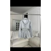 ราคา ชุดเซ็ตวอร์ม สีเทา เสื้อแขนยาวแขนจั๊ม+กางเกงขาสั้น Promthong (26418757471)