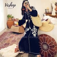 ราคา Maxi Dress (cotton-Linen) แม็กซี่เดรสยาวโบฮีเมียนทรงตรงผ่าข้างผ้าลินินผสมฝ้าย​ แขนยาว​งานปักลายพร้อมเชือกผูกเอว (14665331497)