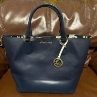 ราคา กระเป๋ามือสองแบรนด์แท้ michael kors (43812311981)