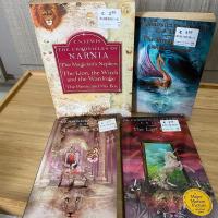 ราคา หนังสือจองล่วงหน้า: THE CHRONICLES OF NARNIA SERIES โดย CS LEWIS (23169664006)