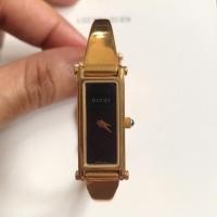 ราคา Gucci นาฬิกาทรงกำไล แบรนด์แท้ % มือสอง (5700076822)