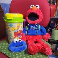 ราคา Sesame Street มีถังใบใหญ่ลายน่ารัก ตุ๊กตาใส่ฮู้ด และกระเป๋าใส่เหรียญค่ะ (21507118566)