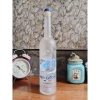 ราคา ขวดเปล่า GREY GOOD Vodka จากฝรั่งเศษ สภาพใหม่ สำหรับสะสม หรือโชว์ ตกแต่ง (56306319176)