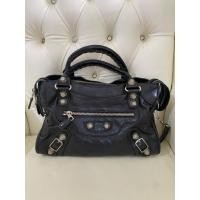 ราคา ♞,♘Balenciaga Giant Part time ปี 2009 มือสอง หมุดเงิน (27687005834)