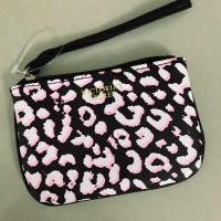 ราคา กระเป๋า Victoria’s Secret ใบเล็ก มีตำหนิ ด้านหลังสีซึมตามภาพ (4357803938)
