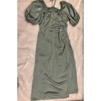 ราคา ชุดเดรสออกงาน สีเขียวมิ้นท์ ใส่แล้วขับผิวมาก (16296574079)