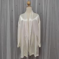 ราคา ชุดคลุมชุดนอนสีขาวครีม ไซส์​ S แบรนด์​ Victoria's Secret​(มือสอง)​ (11961102411)