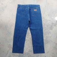 ราคา กางเกงยีนส์ Wrangler 13MWZ ผ้าเนื้อทรายแตกลายสวย 36x29 made in Mexico (42211199525)