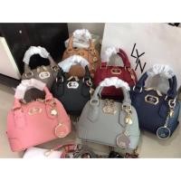 ราคา กระเป๋า Lyn ทรงโดม สีกากี มือ 1 (2616810982)