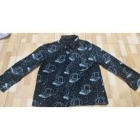 ราคา เสื้อเชิ้ตสีดำแขนยาวอก32-36 ลายหมวกแก๊ป (11805317366)