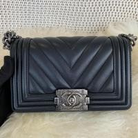ราคา SA210402196 Chanel / Boy Chevron Lambskin RHW (8691680621)