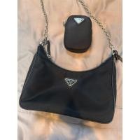 ราคา PRADA Re-Edition 2005 Re-Nylon Bag (56906935118)
